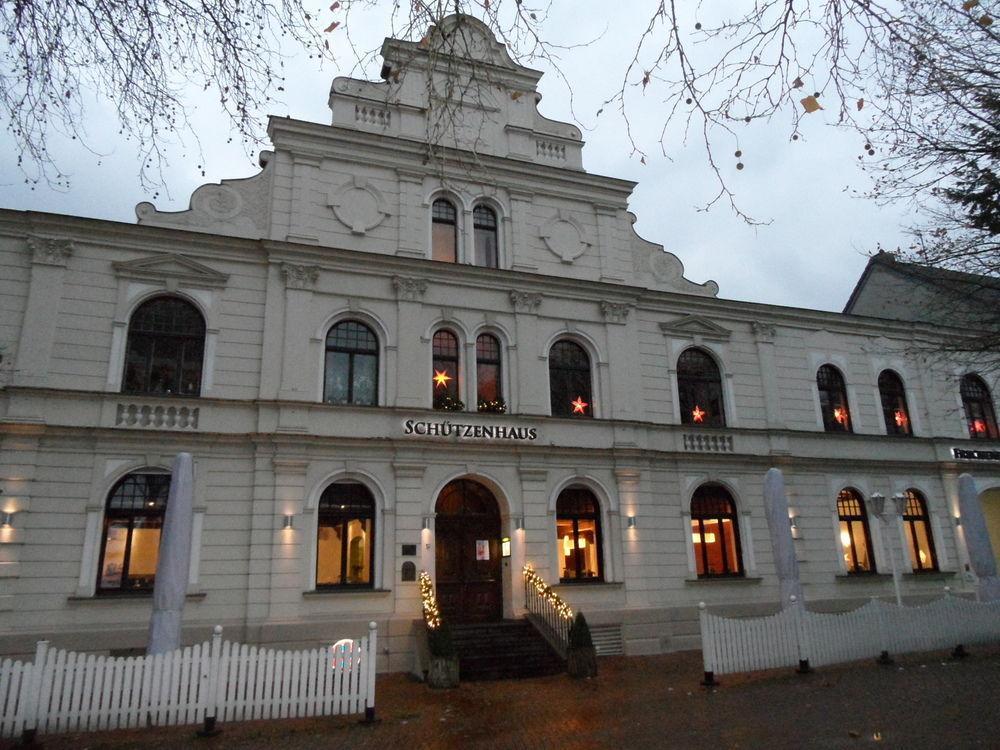 Hotel Frechener Hof Exterior photo